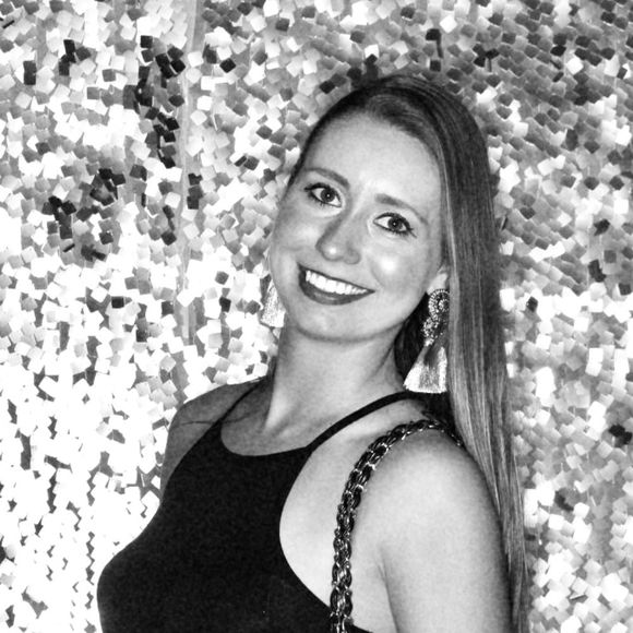 Meet your Posher, Diana - Picture 1 of 1